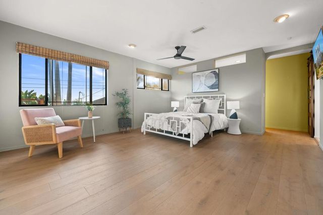 3306 Donna Dr, Carlsbad, CA 92008