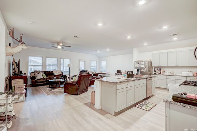 32163 Escarole Bend, Bulverde, TX 78163