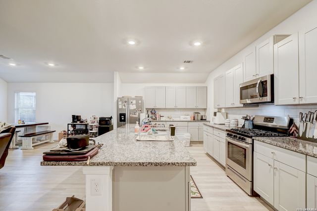 32163 Escarole Bend, Bulverde, TX 78163