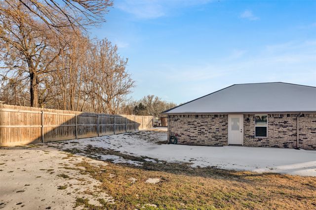 399 S Main Street, Blue Ridge, TX 75424