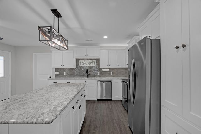 399 S Main Street, Blue Ridge, TX 75424