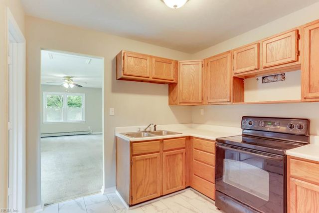 1615 Oleander AVE, Chesapeake, VA 23325