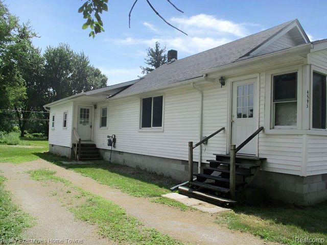 4595 Griswold Road, Kimball Township, MI 48074