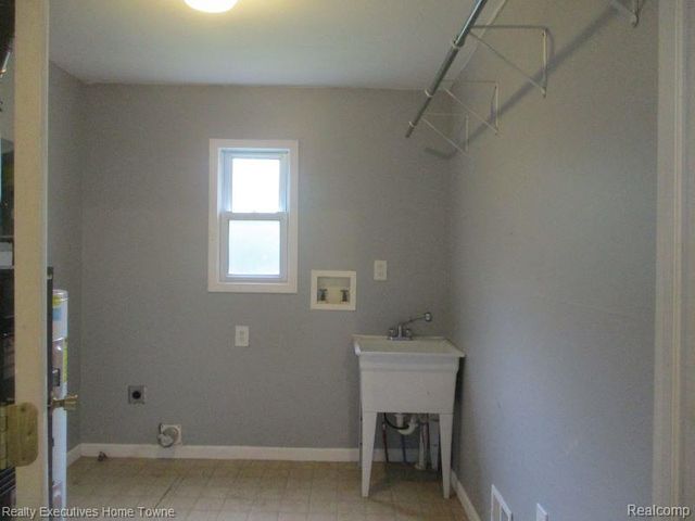 4595 Griswold Road, Kimball Township, MI 48074