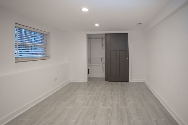 6614 W Belmont Avenue, Chicago, IL 60634