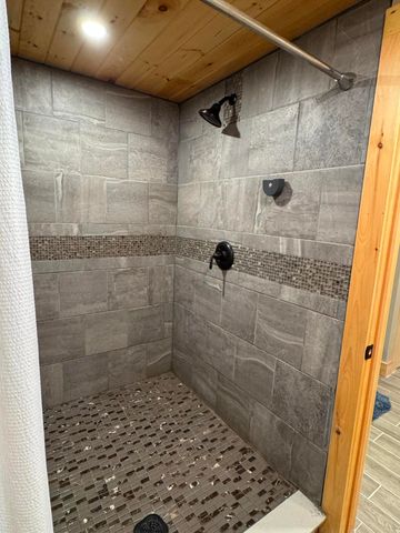 97 The Ninety Rd Road, Morrisonville, NY 12962