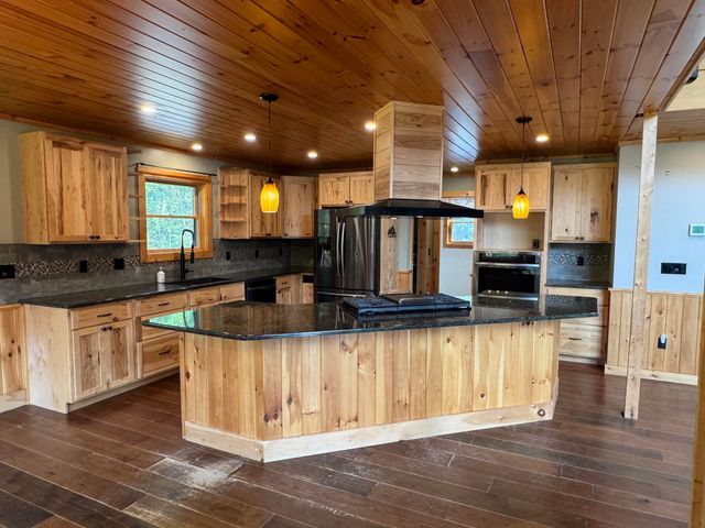 97 The Ninety Rd Road, Morrisonville, NY 12962