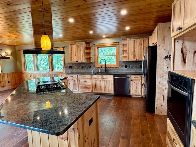 97 The Ninety Rd Road, Morrisonville, NY 12962