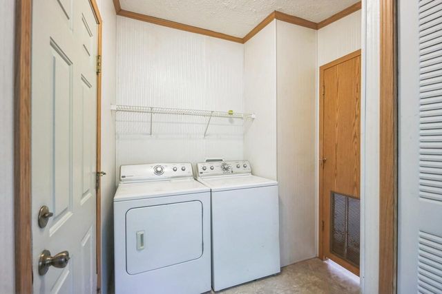 52 Lapidary Lane, Janesville, WI 53548