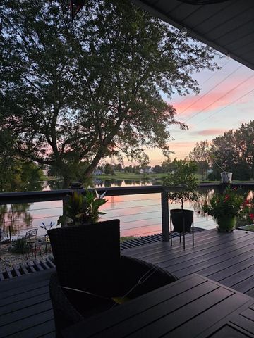 284 Castlewood Drive, Valparaiso, IN 46385