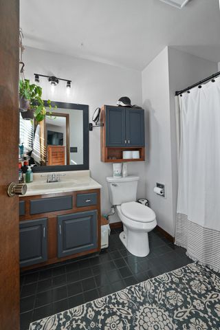 284 Castlewood Drive, Valparaiso, IN 46385