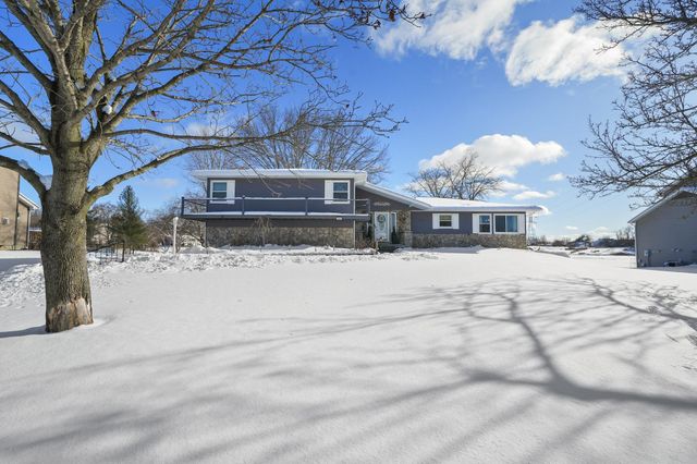 284 Castlewood Drive, Valparaiso, IN 46385