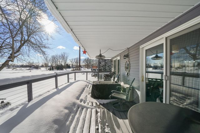 284 Castlewood Drive, Valparaiso, IN 46385