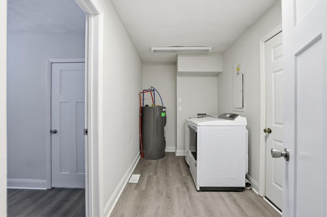 1501 Sand Hill Road, Irvine, KY 40336