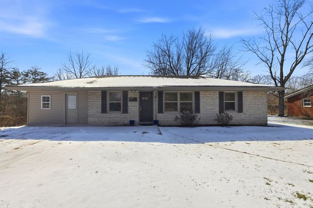 1501 Sand Hill Road, Irvine, KY 40336