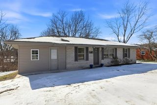 1501 Sand Hill Road, Irvine, KY 40336