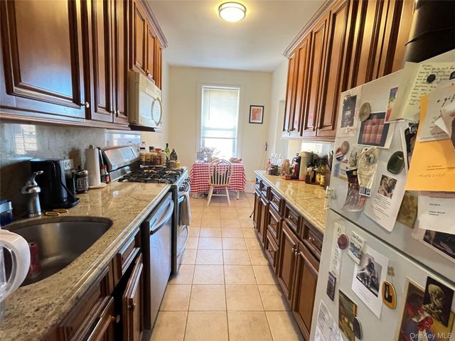 35-27 81ST 6E, Jackson Heights, NY 11372