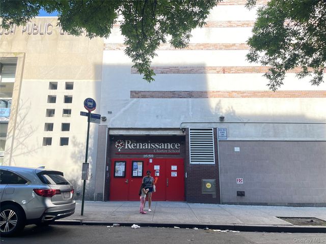 35-27 81ST 6E, Jackson Heights, NY 11372