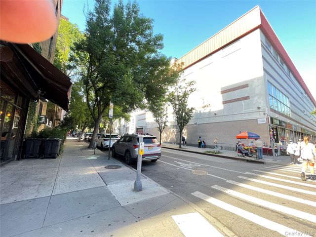 35-27 81ST 6E, Jackson Heights, NY 11372