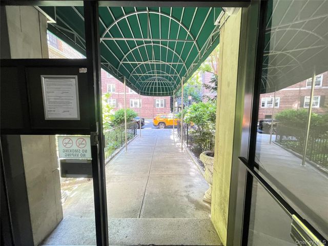 35-27 81ST 6E, Jackson Heights, NY 11372