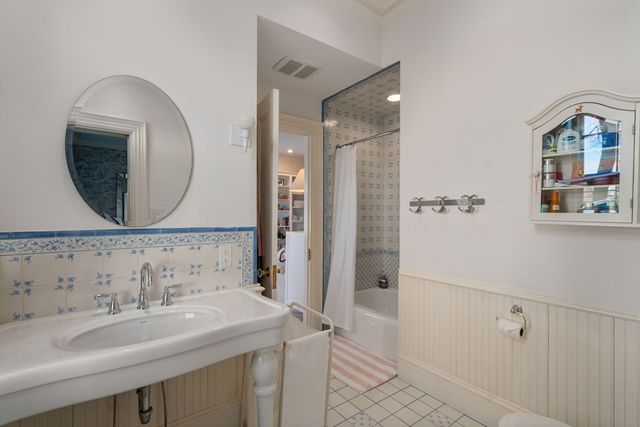 49 Shaw St, Newton, MA 02465