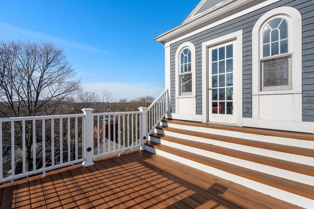 49 Shaw St, Newton, MA 02465