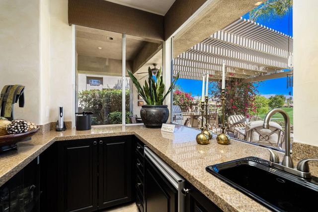 350 Bright Rock Drive, Palm Desert, CA 92211