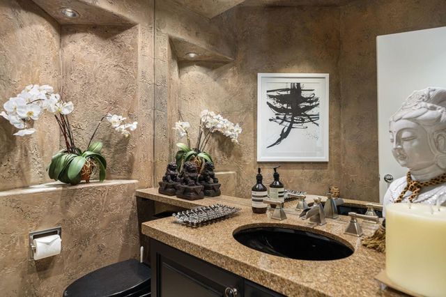 350 Bright Rock Drive, Palm Desert, CA 92211