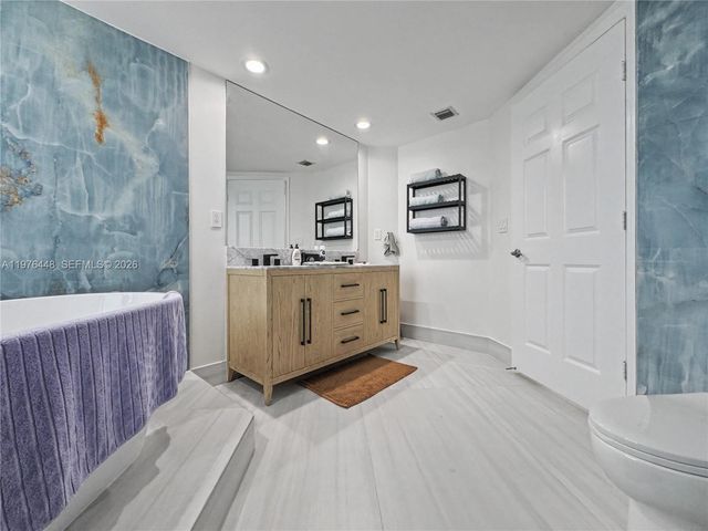 1755 E Hallandale Beach Blvd 2207E, Hallandale Beach, FL 33009