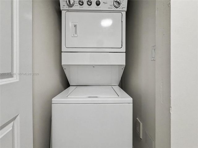 1755 E Hallandale Beach Blvd 2207E, Hallandale Beach, FL 33009