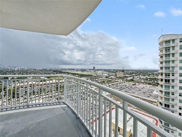 1755 E Hallandale Beach Blvd 2207E, Hallandale Beach, FL 33009