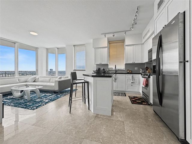 1755 E Hallandale Beach Blvd 2207E, Hallandale Beach, FL 33009