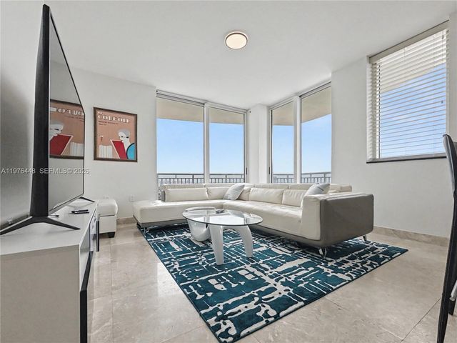 1755 E Hallandale Beach Blvd 2207E, Hallandale Beach, FL 33009