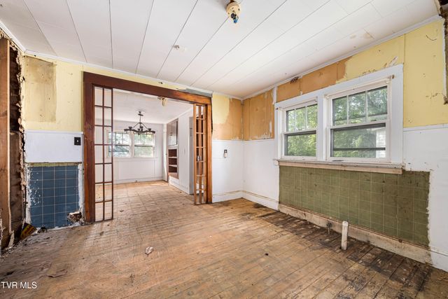 320 North Highland Avenue, Greeneville, TN 37745