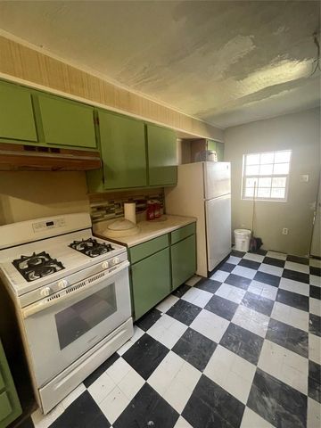 1929 NW 12th Street, Oklahoma City, OK 73106
