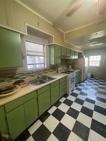 1929 NW 12th Street, Oklahoma City, OK 73106