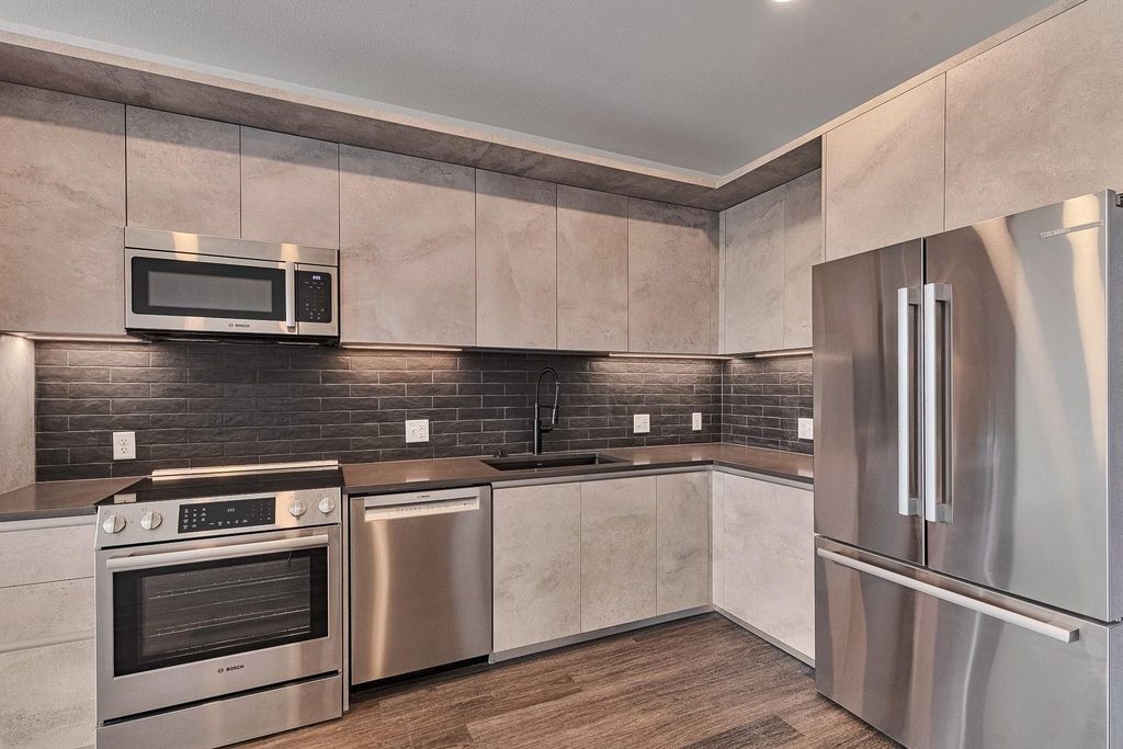 4315 S Congress Ave 527, Austin, TX 78745