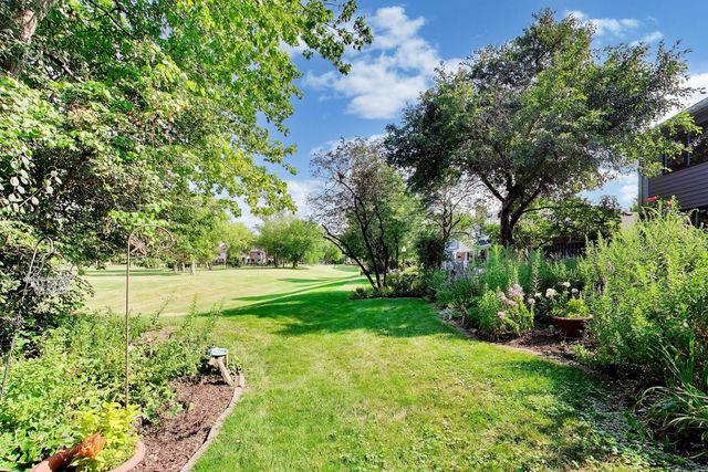 1309 S Pine Avenue, Arlington Heights, IL 60005