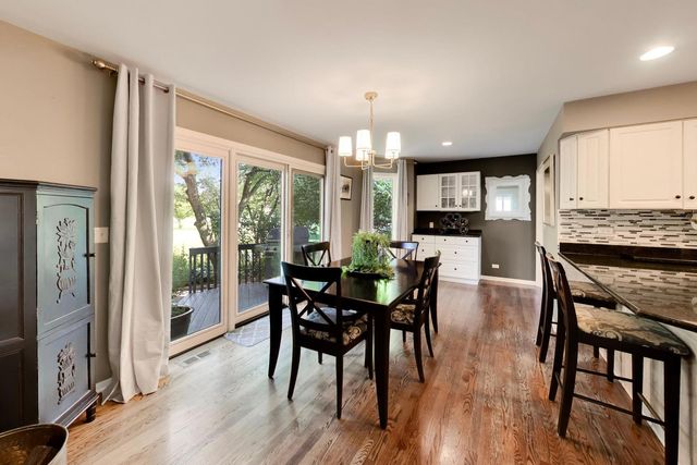 1309 S Pine Avenue, Arlington Heights, IL 60005