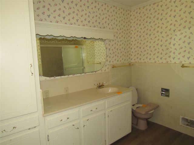 1026 Bob O Link Drive, Woodway, TX 76712