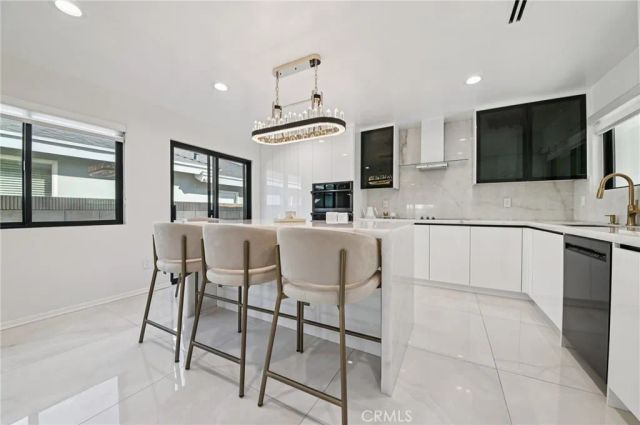 15937 Londelius Street, North Hills, CA 91343