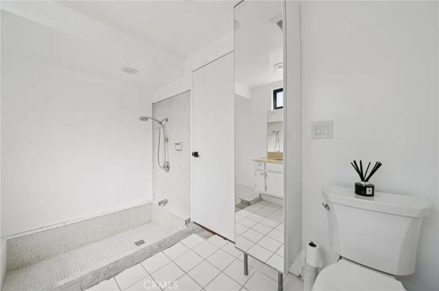 15937 Londelius Street, North Hills, CA 91343