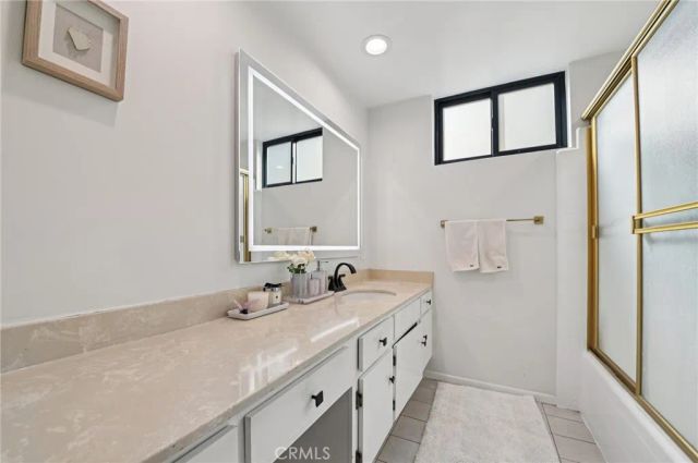 15937 Londelius Street, North Hills, CA 91343