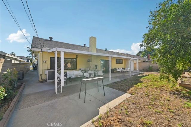 15937 Londelius Street, North Hills, CA 91343