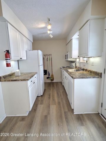 6317 Beechfield Drive 49, Lansing, MI 48911