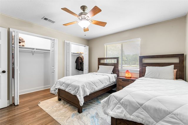 436 Ball Street, Grapevine, TX 76051