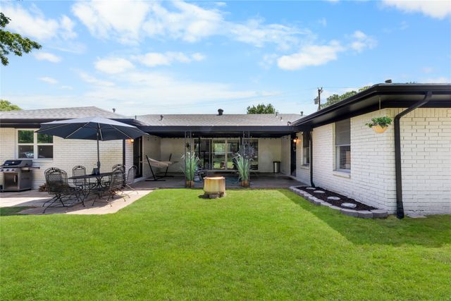 436 Ball Street, Grapevine, TX 76051
