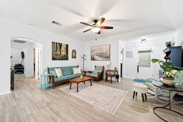 2011 Crosby Drive, Forney, TX 75126