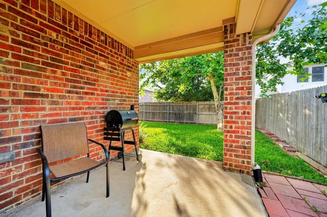 2011 Crosby Drive, Forney, TX 75126