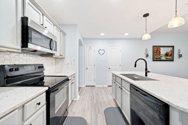 2011 Crosby Drive, Forney, TX 75126